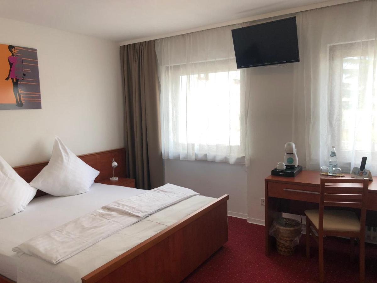 Hotel Blue Plaza Hofheim am Taunus Exterior foto